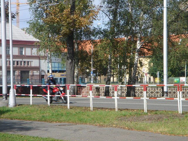 img00007.jpg