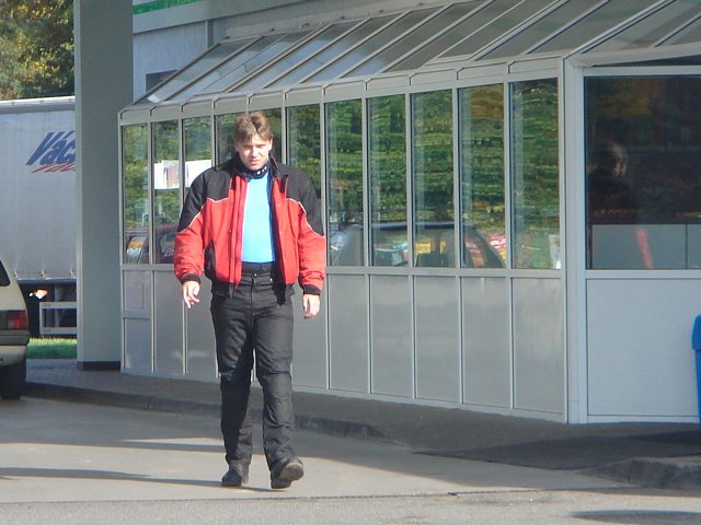 img00012.jpg