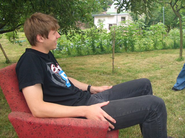img00004.jpg