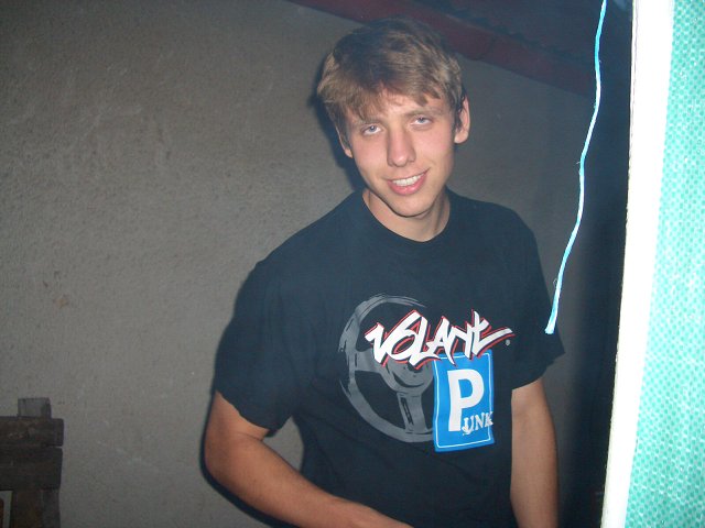 img00105.jpg