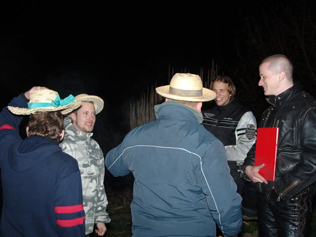 img00104.jpg