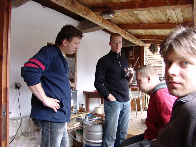 img00215.jpg