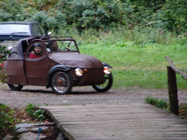 img00019.jpg