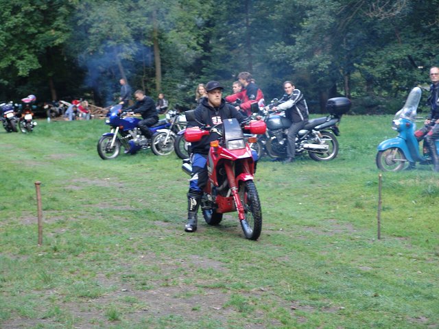 img00261.jpg