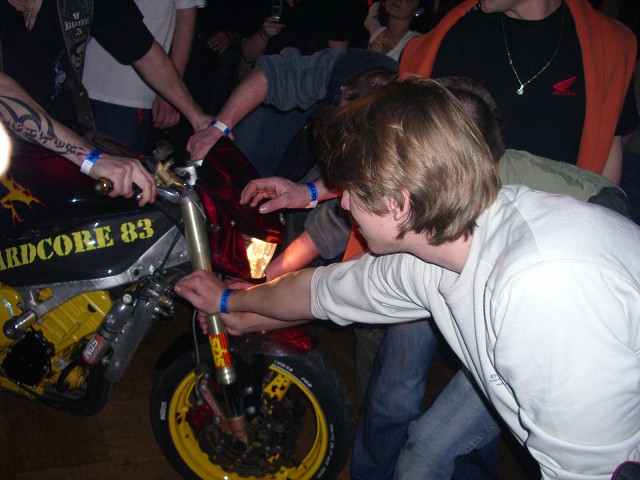img00011.jpg
