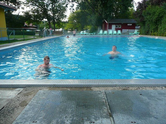 img00014.jpg
