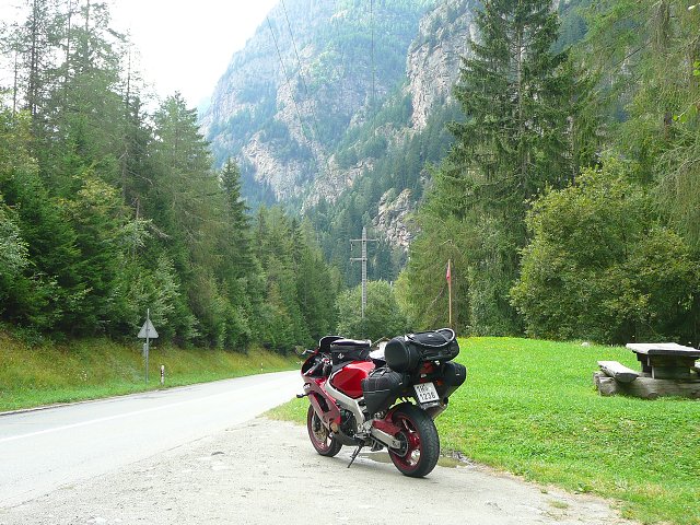 img00107.jpg