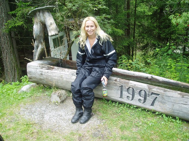 img00122.jpg