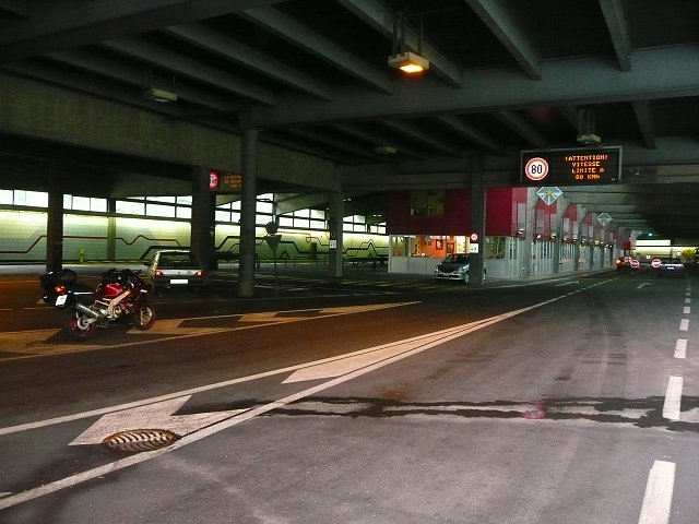 img00128.jpg