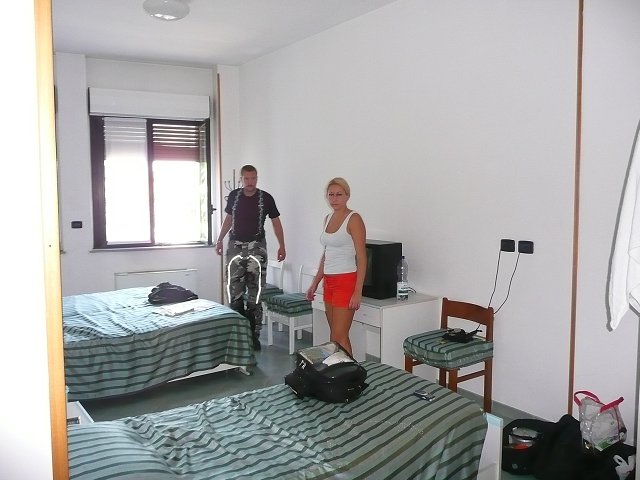 img00138.jpg