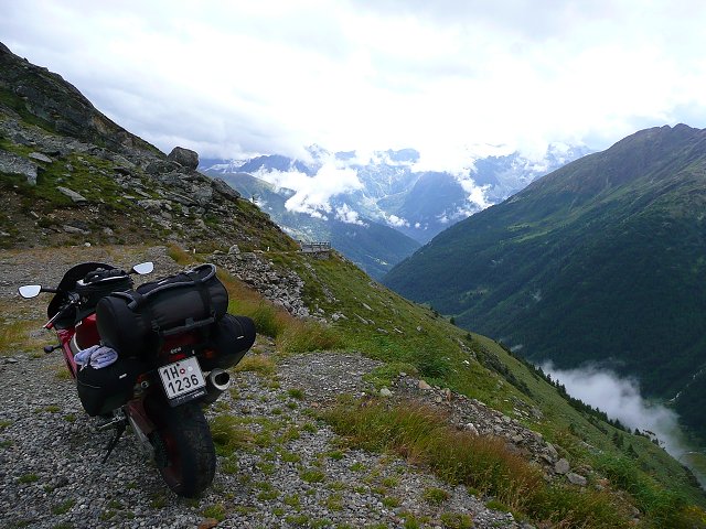 img00205.jpg