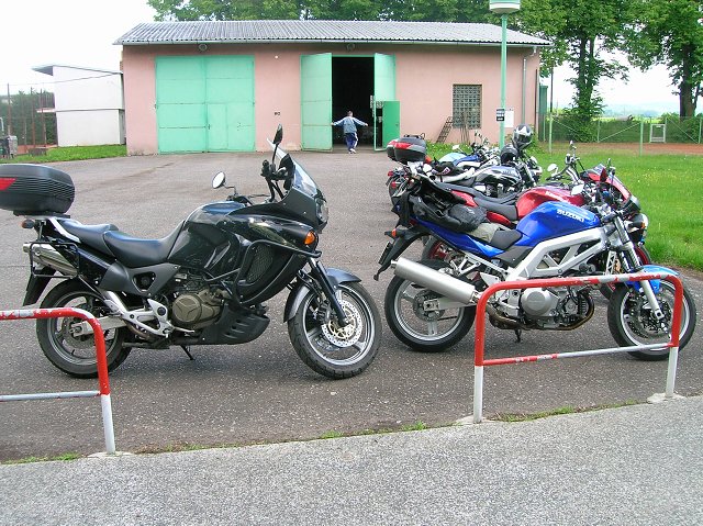 img00010.jpg