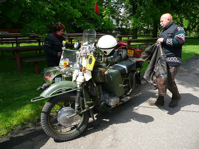 img00126.jpg