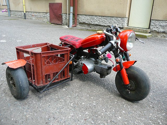 img00130.jpg