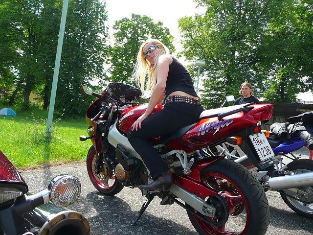 img00141.jpg