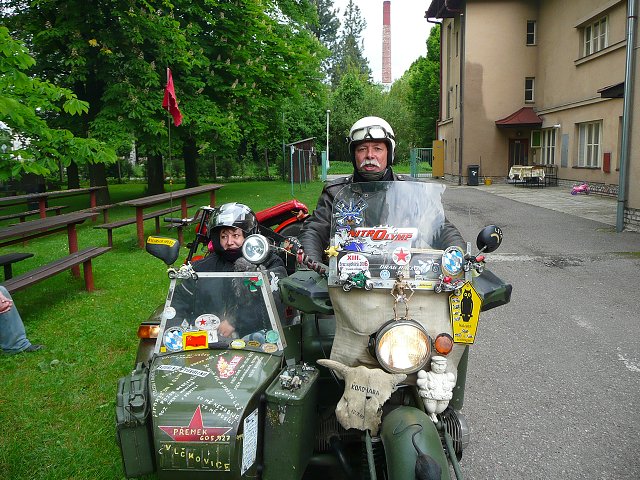 img00166.jpg