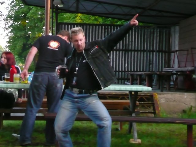 img00195.jpg