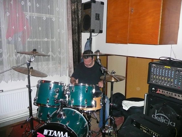 img00207.jpg