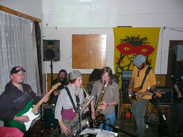 img00213.jpg
