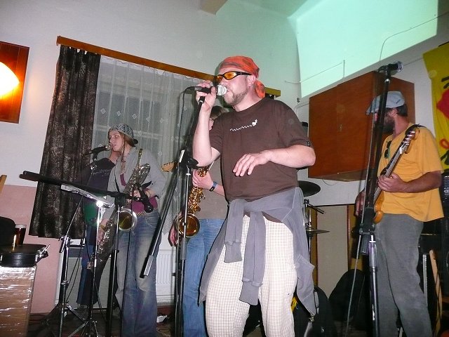 img00223.jpg