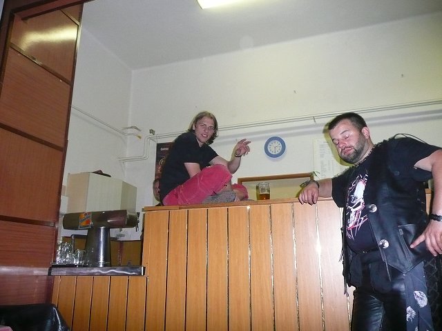 img00230.jpg
