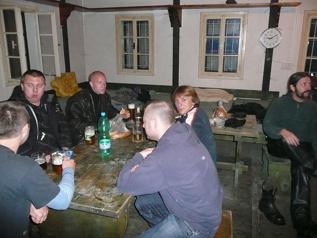 img00004.jpg