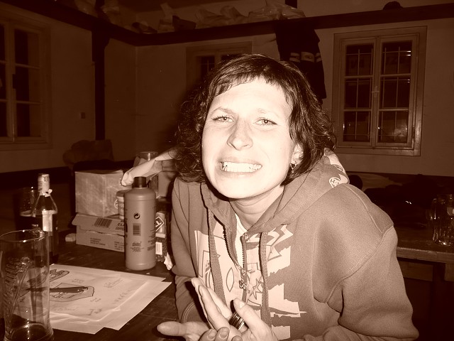 img00028.jpg