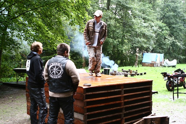 img00176.jpg