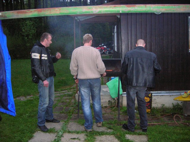 img00004.jpg