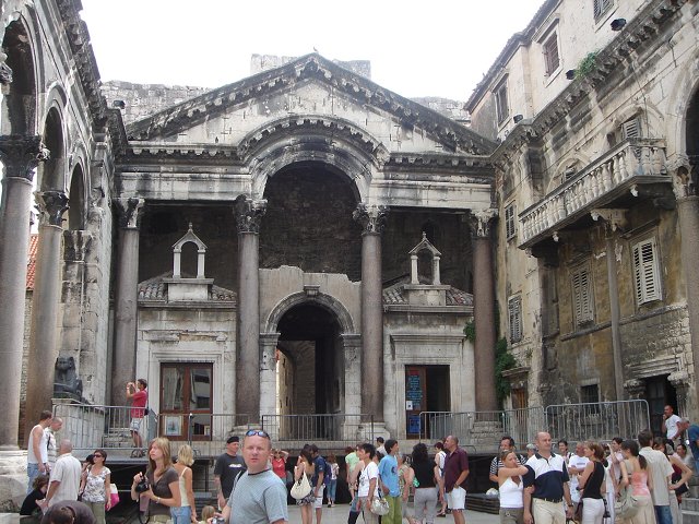 img00070.jpg