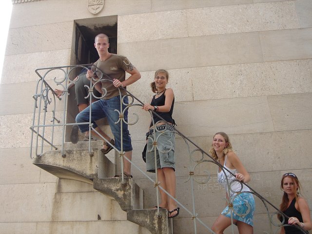 img00079.jpg
