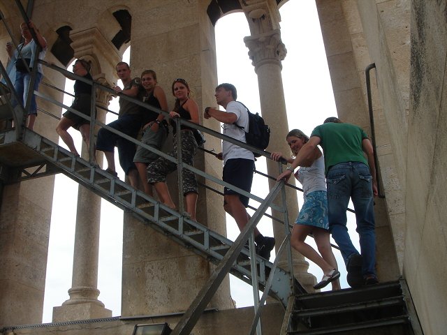img00081.jpg