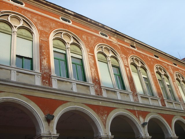 img00104.jpg