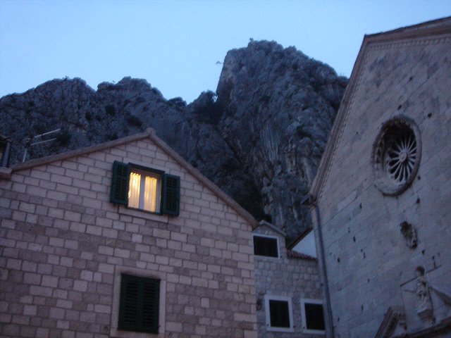 img00165.jpg