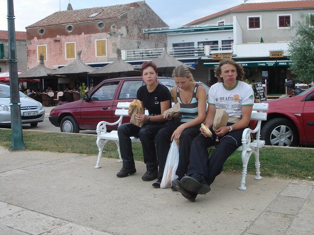 img00185.jpg