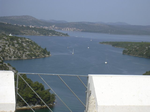 img00198.jpg