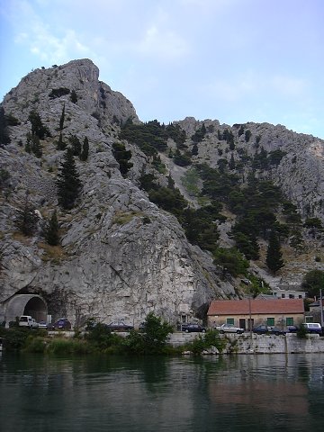 img00203.jpg