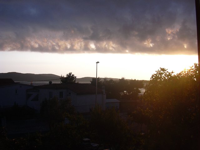 img00270.jpg