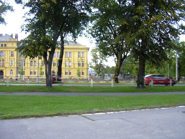 img00002.jpg