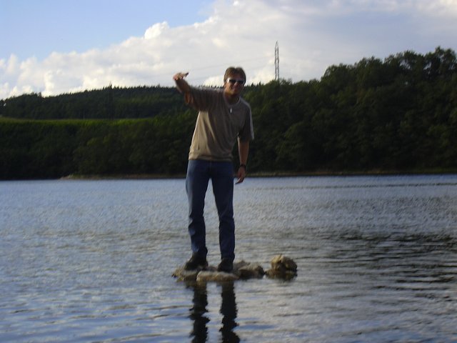 img00107.jpg