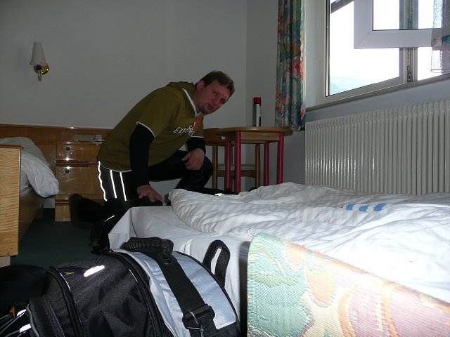 img00027.jpg