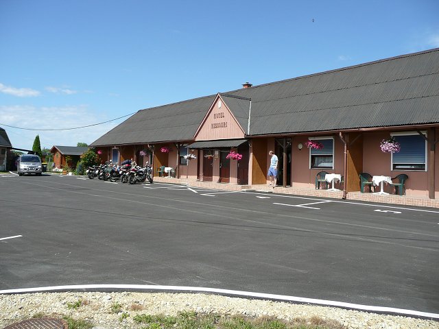 img00094.jpg