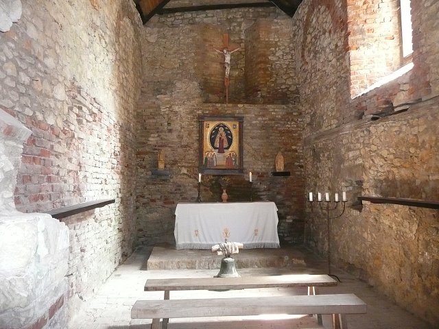 img00128.jpg