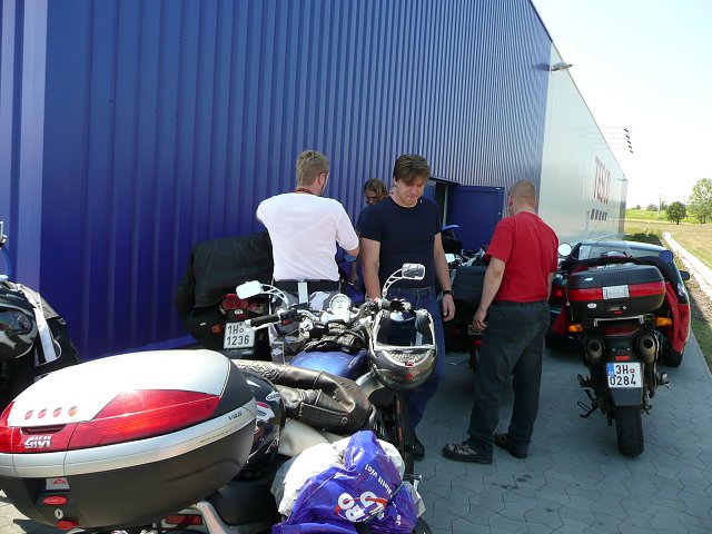 img00129.jpg