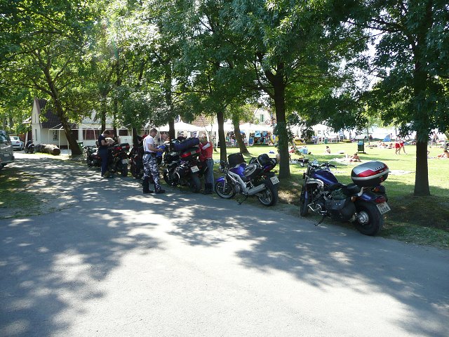 img00135.jpg