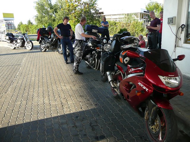 img00148.jpg