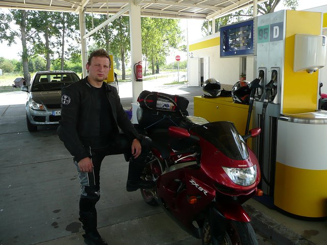 img00166.jpg