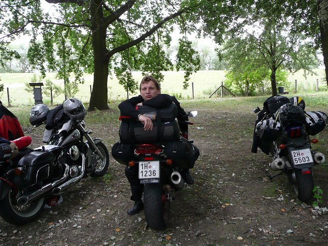 img00200.jpg