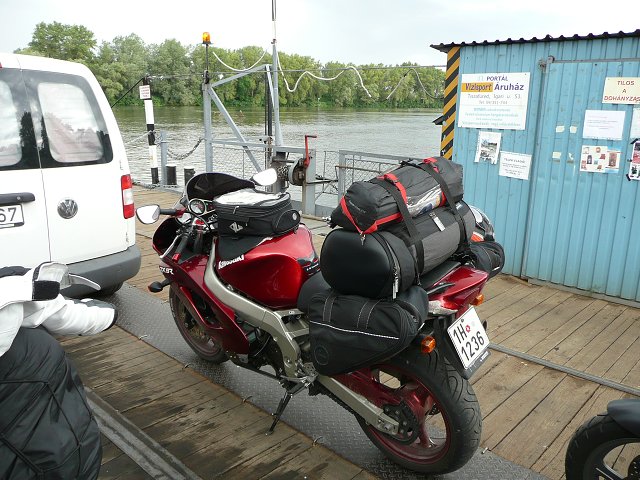 img00203.jpg