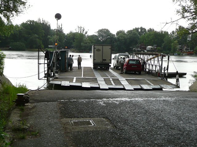 img00209.jpg